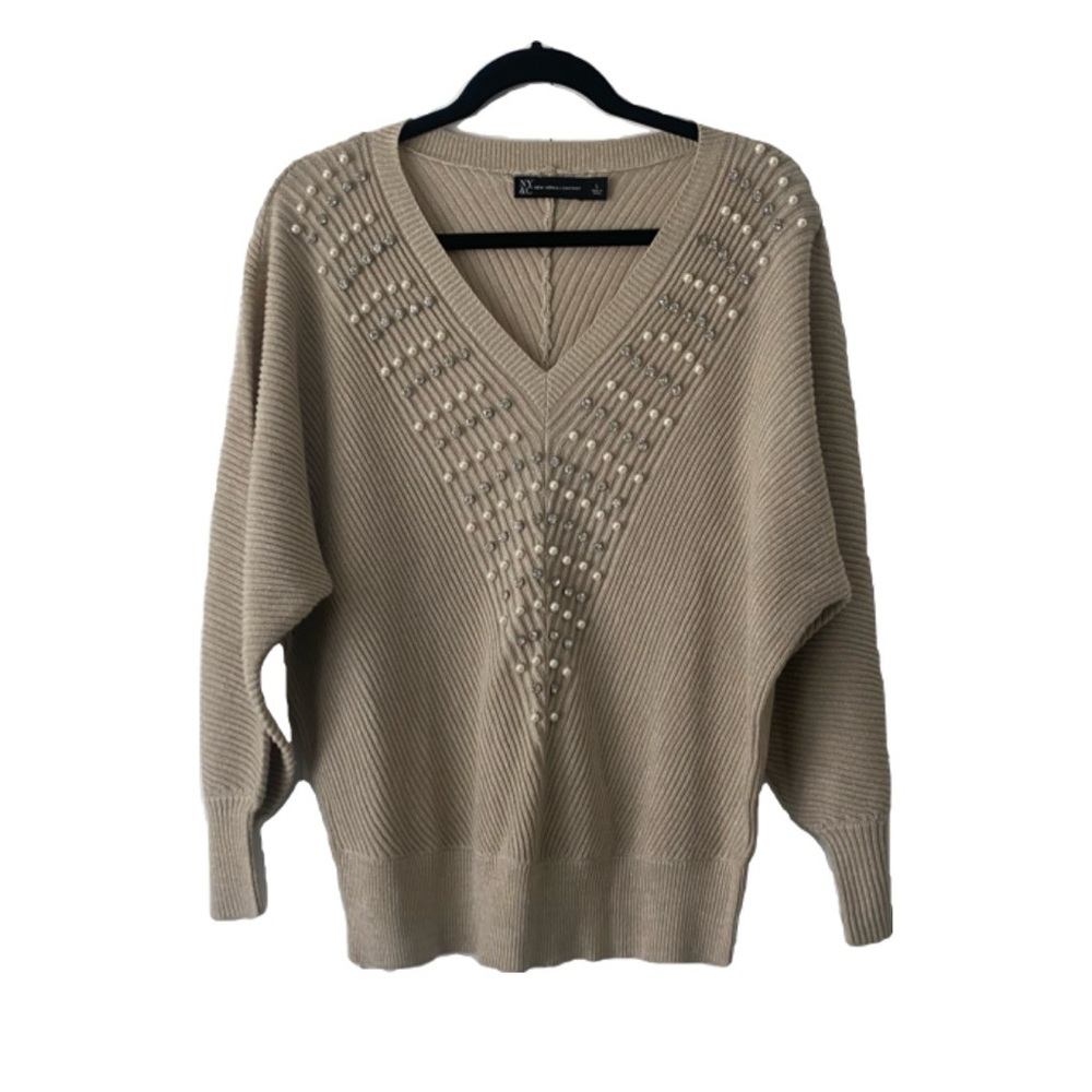 NY&Co. Beige beaded sweater